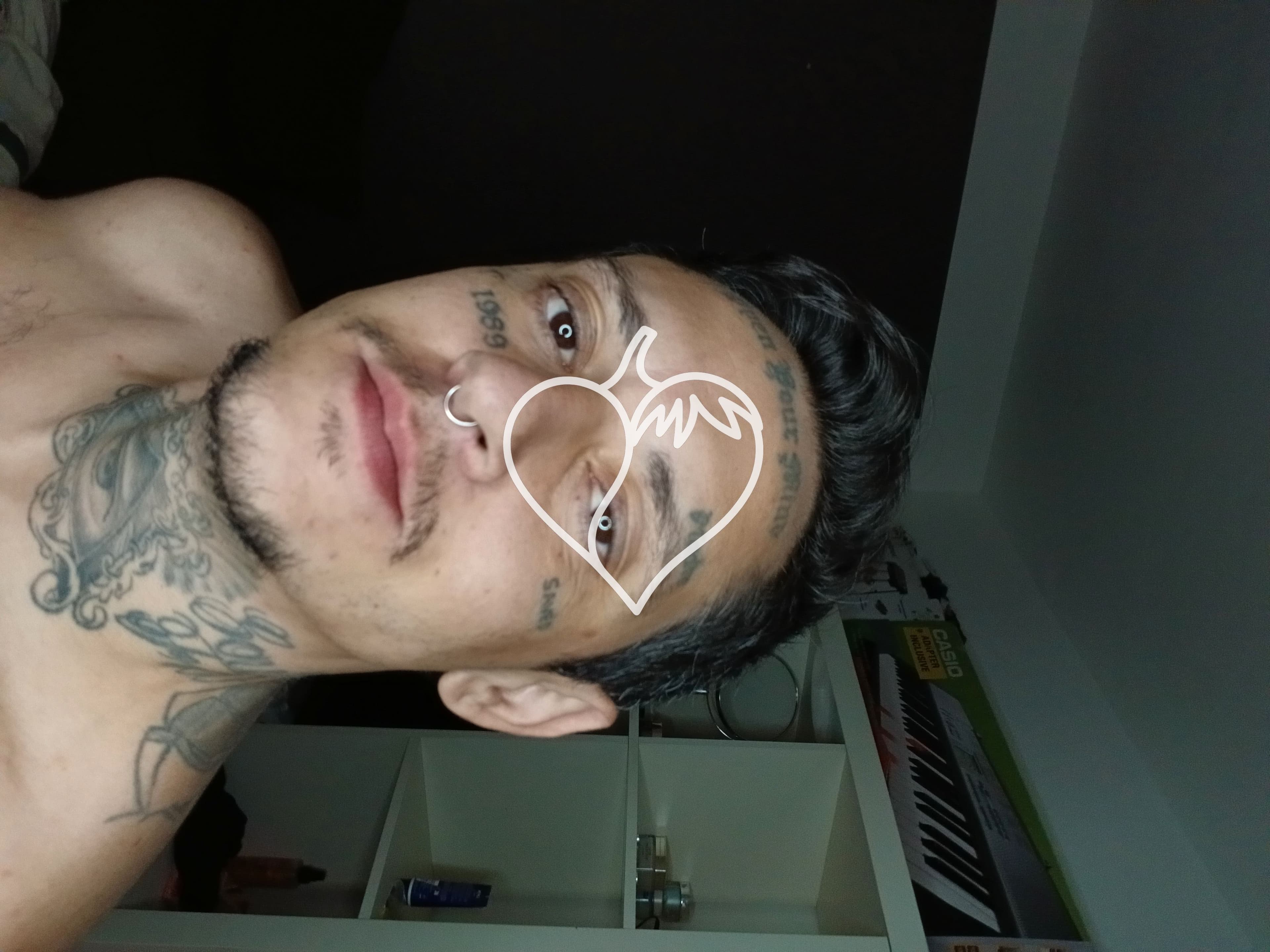 Capa de Homem trans passivo